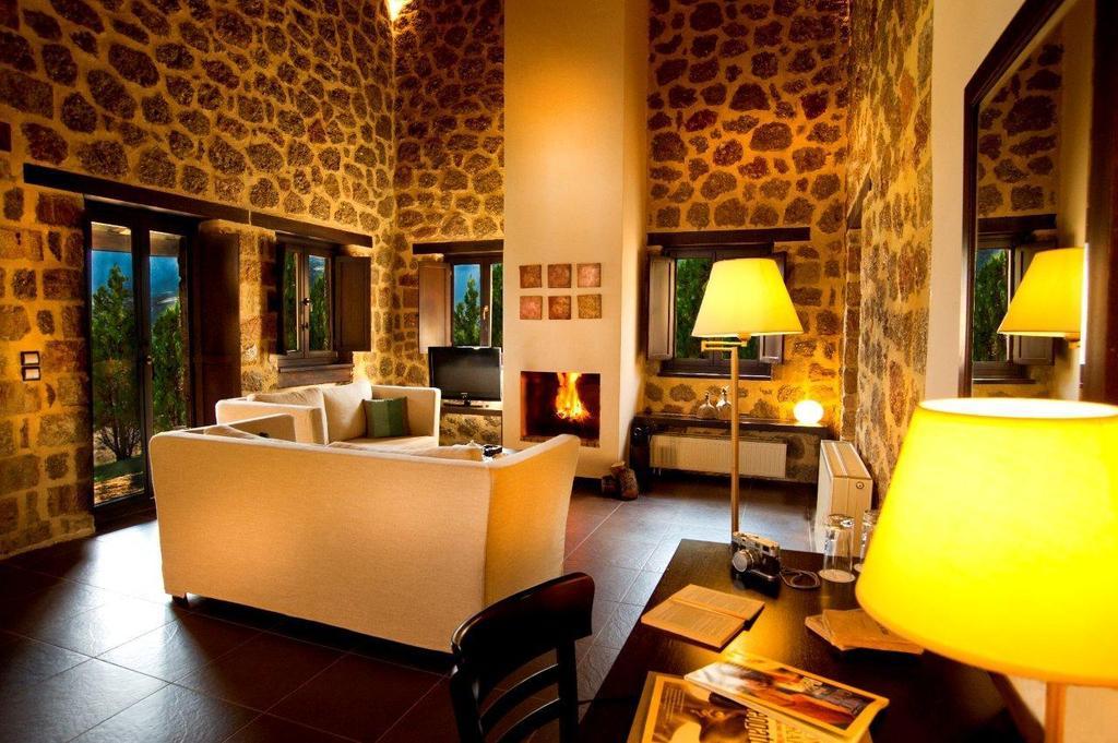 Pliadon Gi Mountain Resort & Spa Kato Sinikia Trikalon Bilik gambar